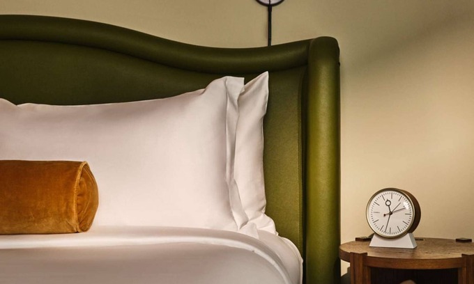 Yamacraw Village Apartment | Luxury Savannah Loft + Pool, Bikes & Dining