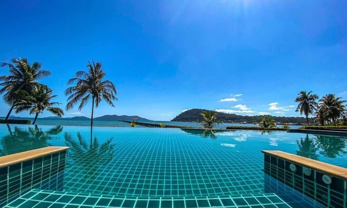 Bang Bao Bay Apartment | Luxury sea view penthouse with infinity pool in Tranquility Bay
