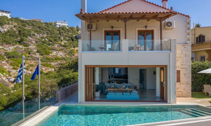 Almyrida Villa | Luxury Sea Villa Almy with pool in Almyrida Chania
