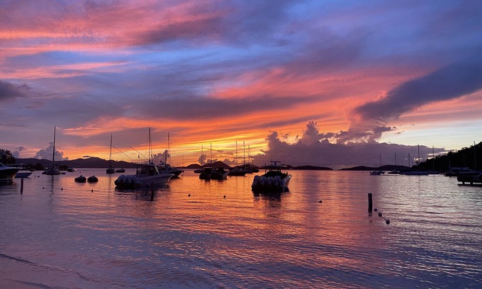 Hart Bay Condo | Luxury,Seaview condo,Jacuzzi,Kayaks,Paddle Boards,Snorkeling gear, Close to Town