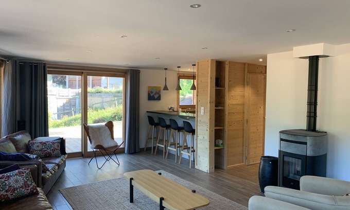 Montriond Ski Chalet | Luxury Self Catered Chalet with hot tub, Morzine-Avoriaz, Portes Du Soleil