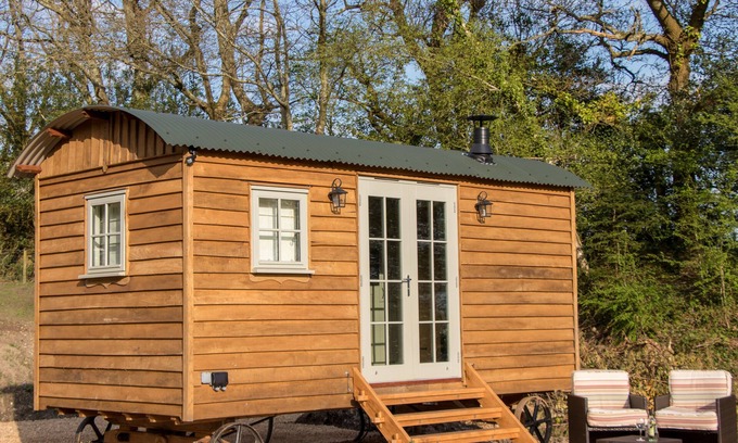 New Forest District House | Luxury shepherd's hut