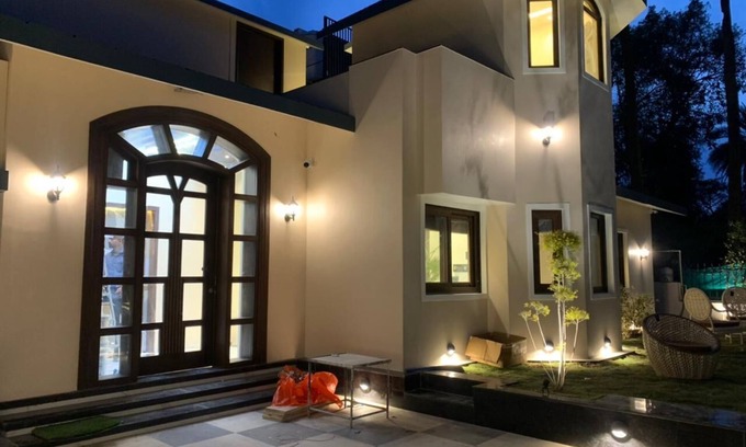 Mount Abu Villa | LUXURY SIDDHANT VILLA JUST 5 MINUTES WAKABLE FROM NAKKI LAKE MOUNT ABU