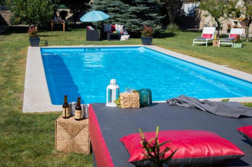 Padron Apartment | Luxury Singular Villa Rosa
