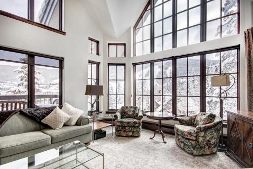 Beaver Creek Apartment | Luxury Ski-In 3 Br Penthouse Inside Pines Lodge, Sleeps 10! Condo