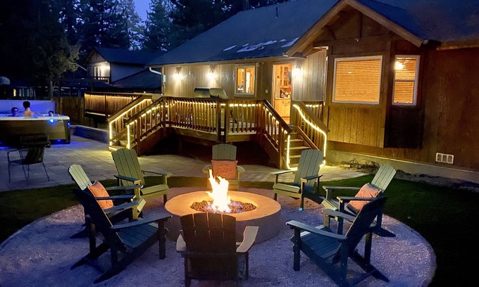 Winter Park House | Luxury SKI-in/SKI-out thru backyard! Incredible Reviews/Hot Tub/Games!
