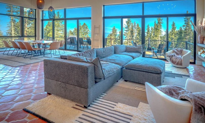 Angel Fire Cabin | Luxury Slopeside Mountain Top Retreat in Angel Fire with WiFi