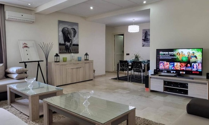LA GIRONDE Apartment | Luxury Spacious Apartment Midtown Casablanca