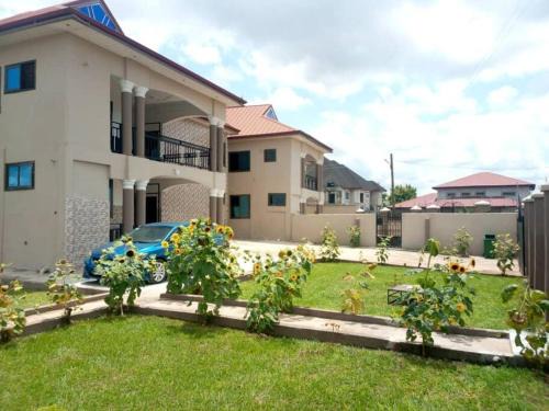 Kumasi Apartment | Luxury Spacious Apartment