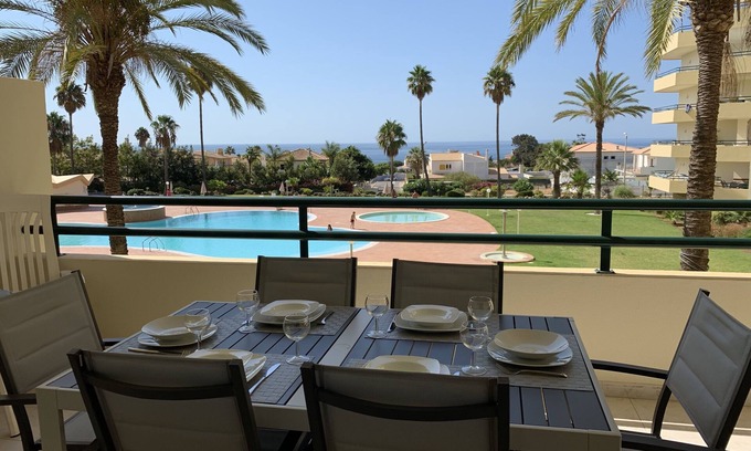 Gale Apartment | Luxury, spacious Gale apartment with superb sea views