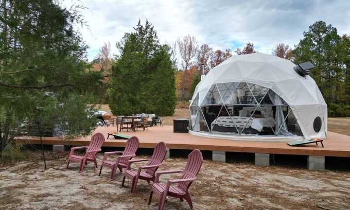 Littleton Cabin | Luxury Stargazing Glamping Dome near Littleton - Lake Gaston, NC!
