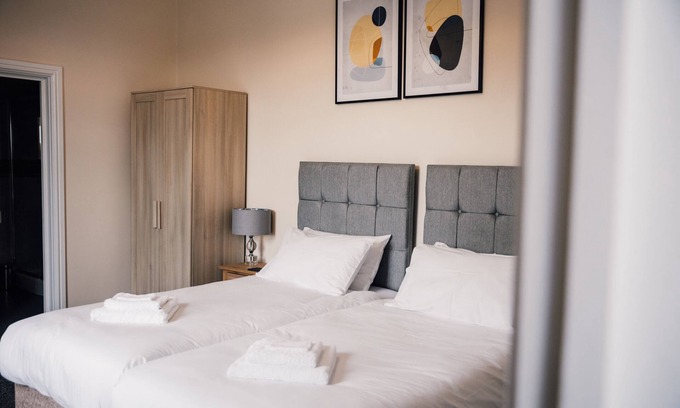Hundall Bed & Breakfast | Luxury Stay- Garden View Bedroom