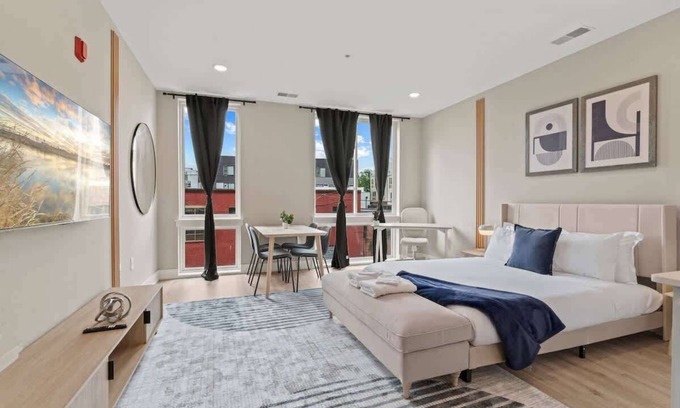 Northern Liberties Apartment | Luxury Studio | 1 Bed | Northern Liberties