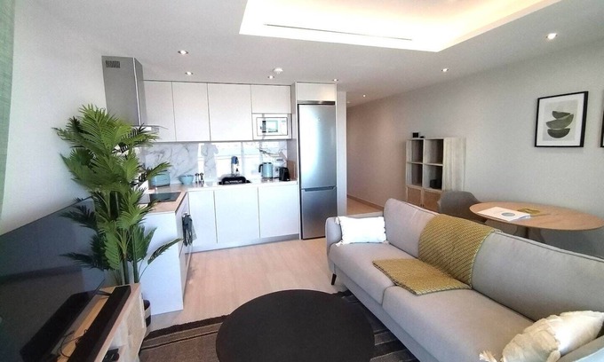 Gibraltar Apartment | Luxury Studio apartment with Resort deck, Pools, Jacuzzi and Incredible views.