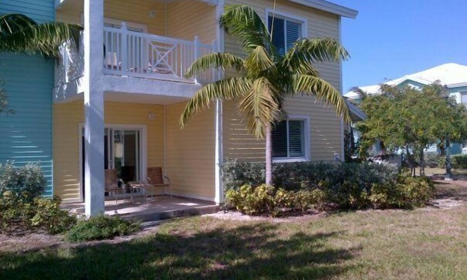 Alice Town Apartment | Luxury Studio At Bimini Bay