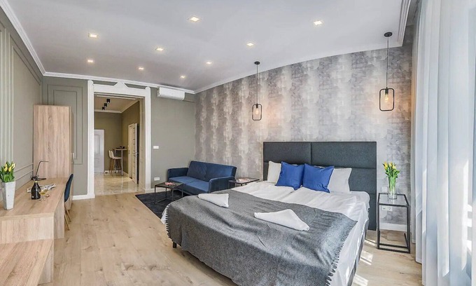Belso-Ferencvaros Apartment | Luxury Studio for TREASURE SEEKERS