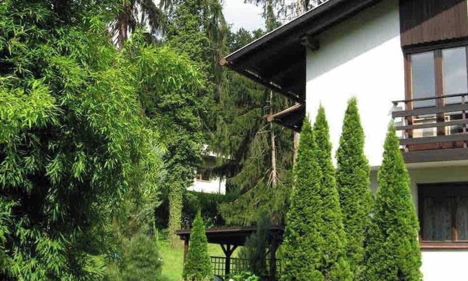 Velenje House | Luxury SUNNY Park Villa NATURE Oasis Free WiFi BIKES