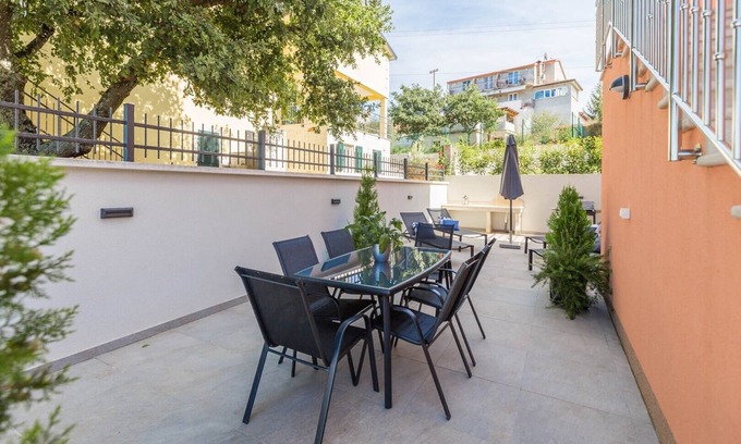 Mugeba Apartment | Luxury three bedrooms apartment Silver Suite near Poreč