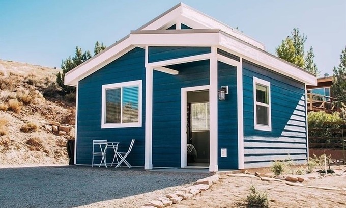 Leeds House | Luxury Tiny House on 1 acre near Zion & St. George