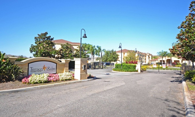 Loughman Condo | Luxury Top Floor Condo updated November 2024, 3 Bedroom, Disney 10 Mins