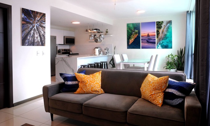 San Jose Condo | Luxury Top Floor PH w/Pool, Gym and Rooftop Patio