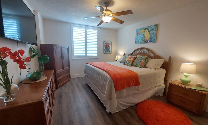Downtown West Palm Beach Condo | Luxury Tower Condo at CityPlace in the heart of The Square, West Palm Beach