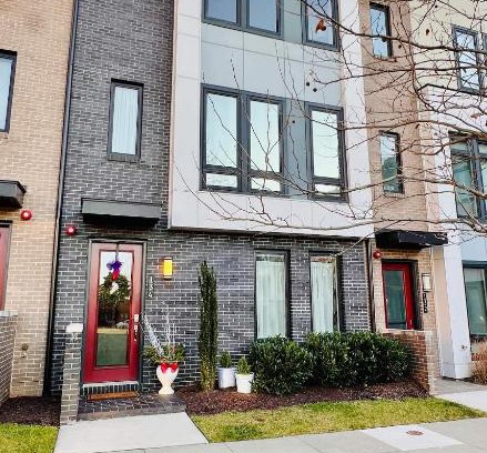Jefferson Manor House | Luxury Townhome Alexandria Nsf, Uspto, Metro