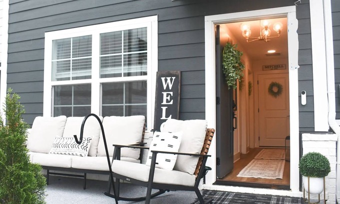 Madison House | Luxury townhome close to downtown!