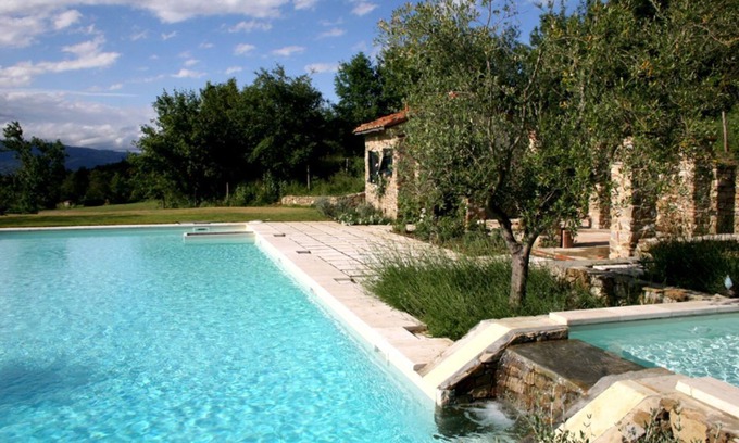 Civitella in Val di Chiana Villa | Luxury Tuscan Serviced Villa for 18
