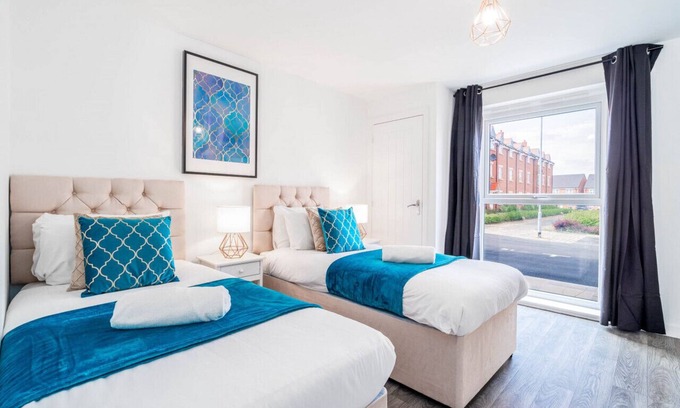 Selly Oak Apartment | Luxury Twin Apartment - Selly Oak - Parking