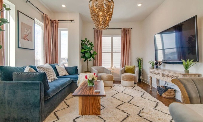 Hillsboro West End House | Luxury Twin Homes with Rooftop Decks