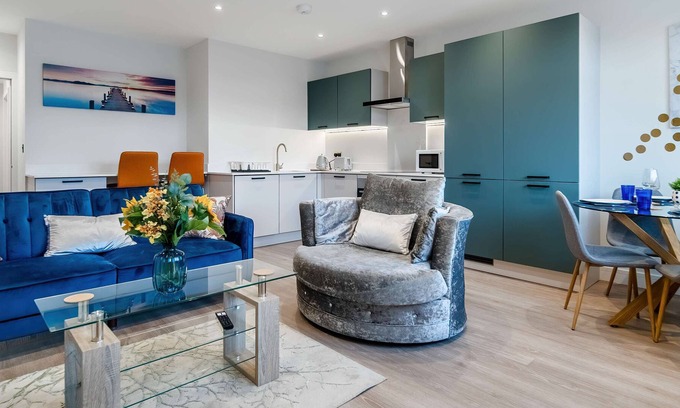 Westcliff-on-Sea Apartment | Luxury Two Bed Apartment in Southend-on-Sea 8