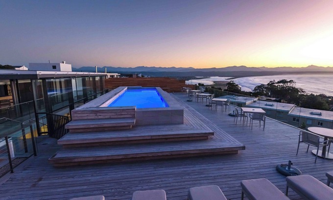 Plettenberg Bay Apartment | Luxury two-bedroom penthouse in the heart of Plettenberg Bay.