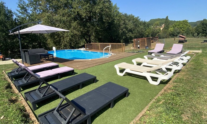 Puy-l'Eveque Cottage | Luxury two-bedroom gite w/pool. Peaceful retreat, surrounded by nature.