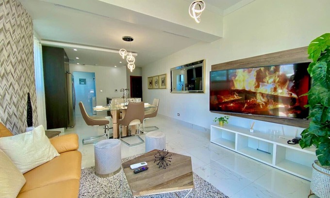 Downtown Santo Domingo Condo | Luxury Upscale, City Center Condo, Full AC, Fast Wi-Fi, Pool, King Bed, Near All