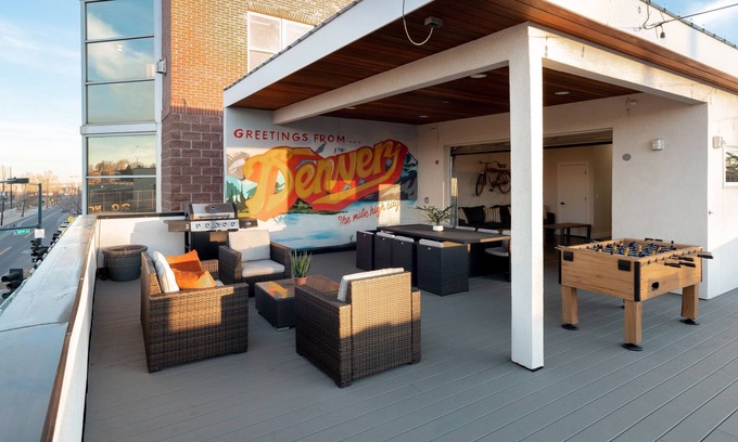 Jefferson Park House | Luxury Urban Loft in Prime Downtown Location!