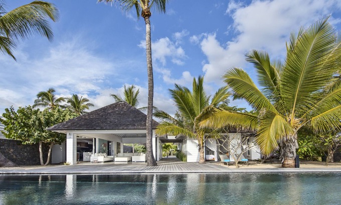 St Gilles-les-Bains Villa | Luxury villa, waterfront, magnificent 100m2 swimming pool