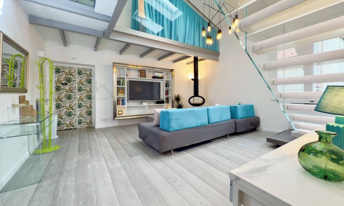 Vatican Apartment | Luxury Vatican Penthouse with 2 terraces & hot-tub