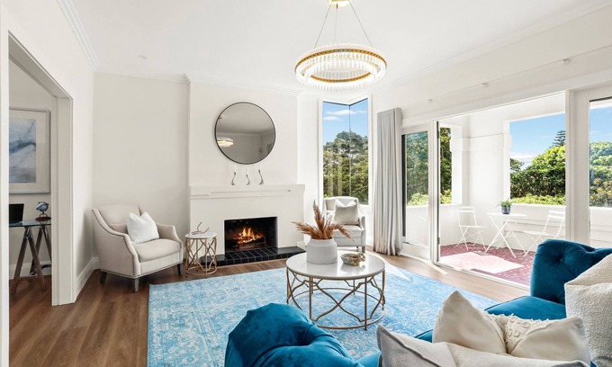Vaucluse House | Luxury Vaucluse home, close to beach, 10 min from CBD