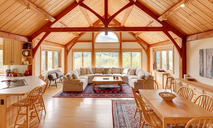 Windsor House | Luxury Vermont Vacation Rental: Private Hot Tub!