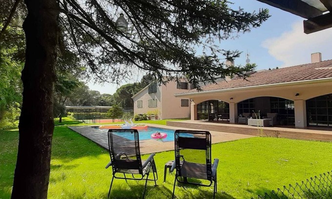 Mont Barbat Villa | Luxury Villa in Costa Brava with Private Pool, Tennis Court, and Saunan