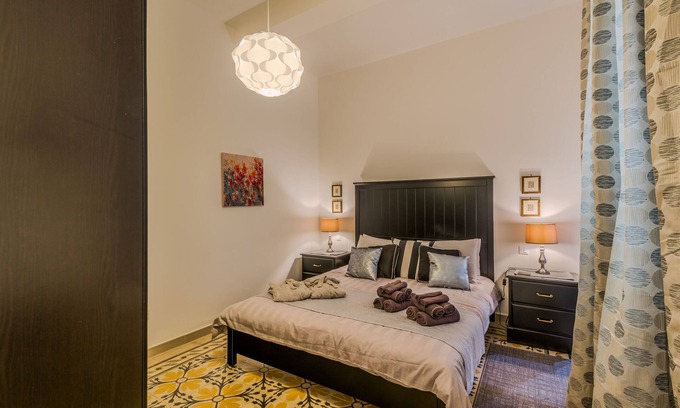Valletta Apartment | Luxury View Villa - Valletta Paul's apartments