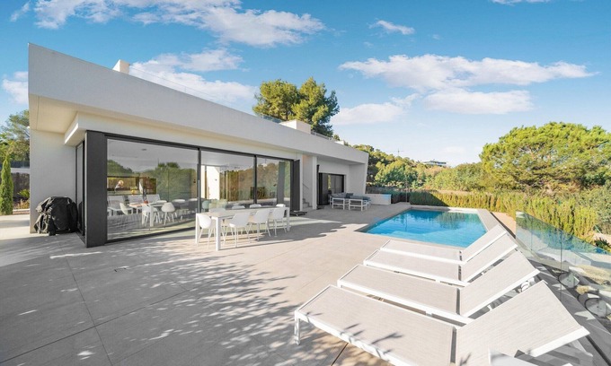 Lo Rufete Villa | Luxury Villa Near Las Colinas