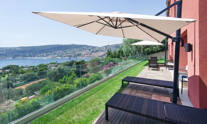 Beaulieu-sur-Mer House | Luxury villa - 3 bedrooms/3 bathrooms- overlooking the bay of Villefranche