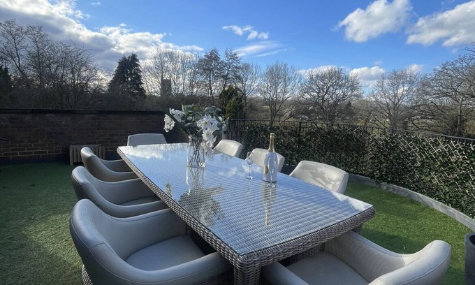 Frampton Cotterell House | Luxury villa on outskirts of Bristol