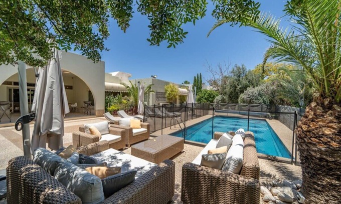 Caesarea Villa | Luxury Villa, 5 BDR/Pool In Caesarea