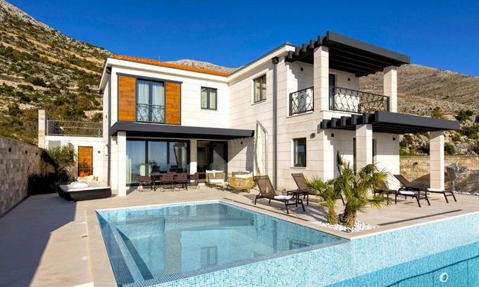 Ravno Villa | Luxury Villa Anna with private pool & Jet pool near Dubrovnik