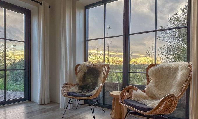 Nieuwvliet House | Luxury villa beautifully surrounded by meadows