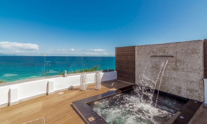 Neromilos Villa | Luxury Villa Cavo Mare Thalassa with pool