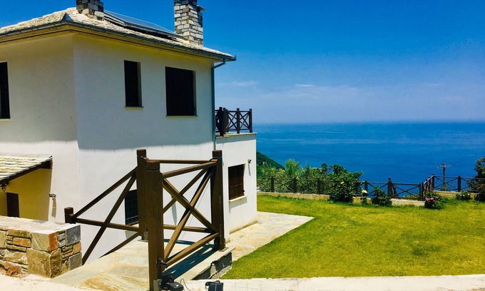 Tsagarada Villa | Luxury Villa - dramatic sea view